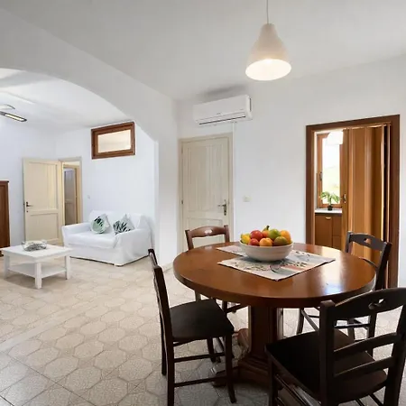 Oleandra, De Un En Apartment Castelsardo
